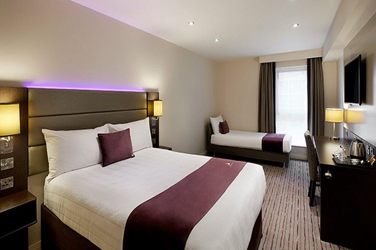 Premier Inn Premier Inn Stockport Central Eksteriør billede