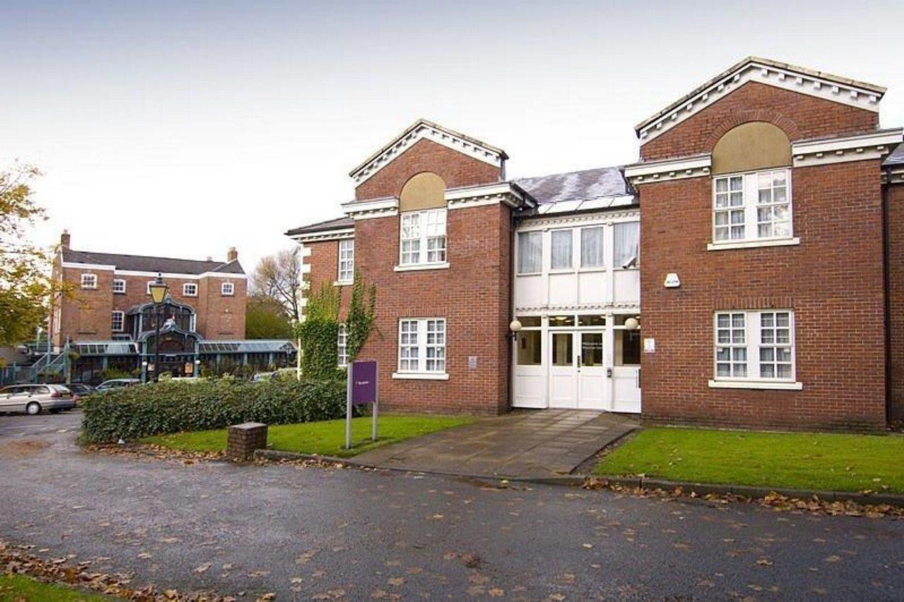 Premier Inn Premier Inn Stockport Central Eksteriør billede