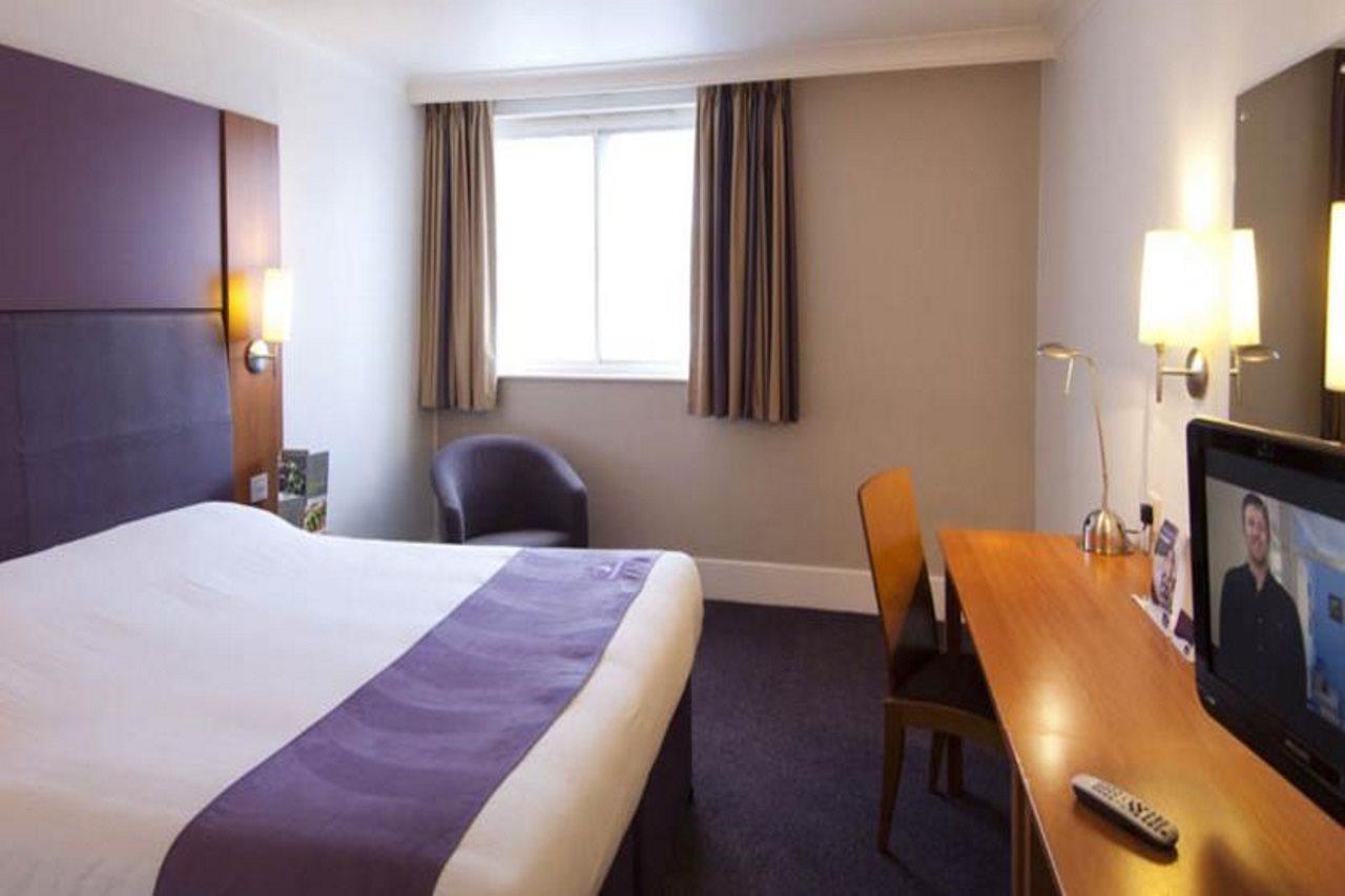 Premier Inn Premier Inn Stockport Central Eksteriør billede
